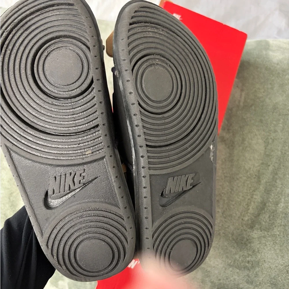 Nike Women's Offcourt Slides - Picture 7 of 11